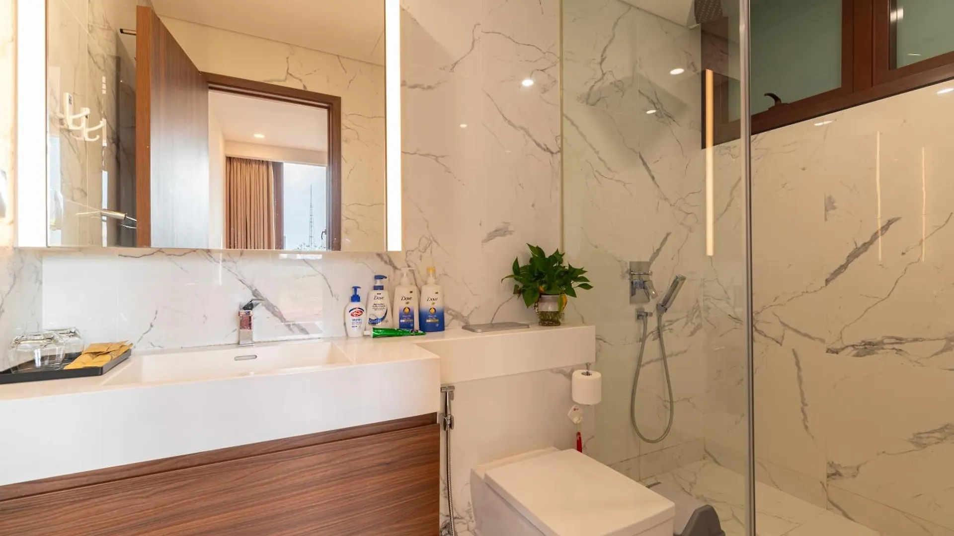 Metropole Thu Thiem- 2 Bedroom Apartment In The Center -River View & Luxury Ho Chi Minh City
